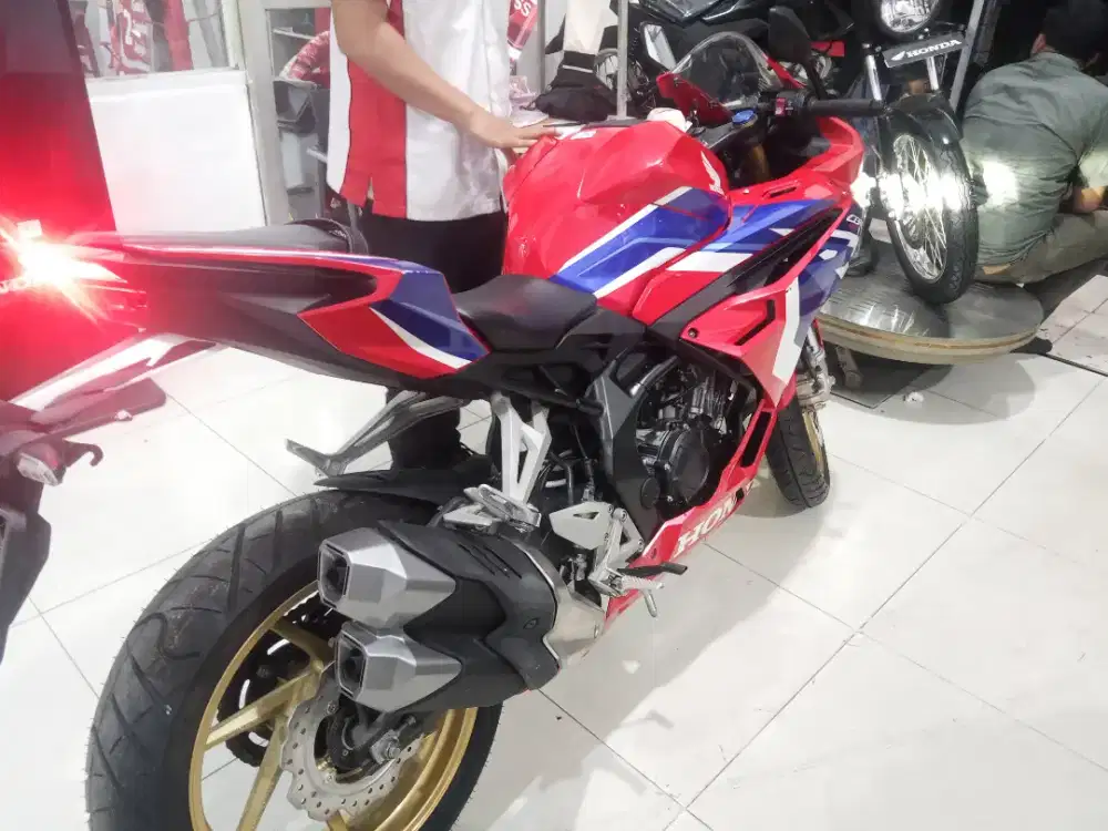 Knalpot standar CBR250RR K64N