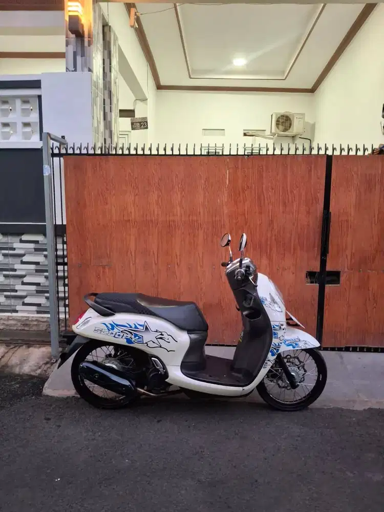 Scoopy Presitge 2022 Keyless