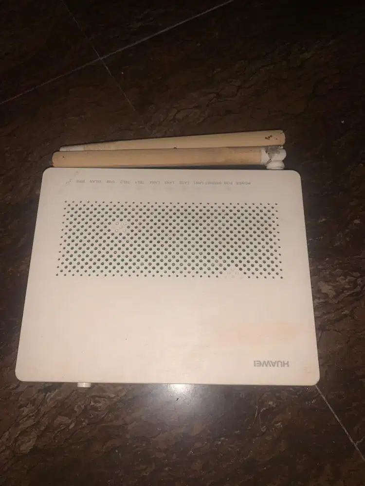 Router Wifi Huawei nominus