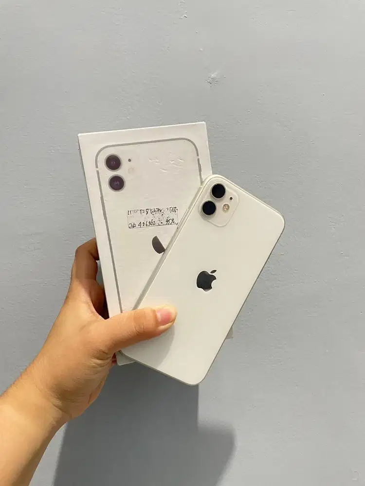 IPHONE 11/128 Gb