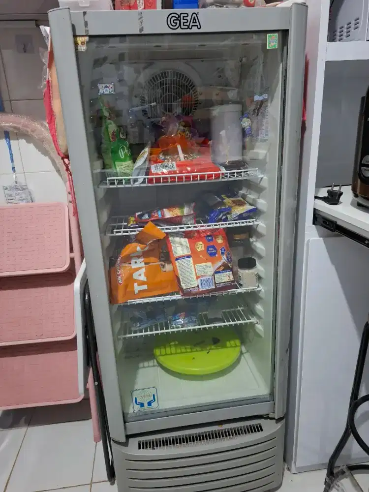JUAL SHOWCASE COOLER GEA EXPO-26VC 192L