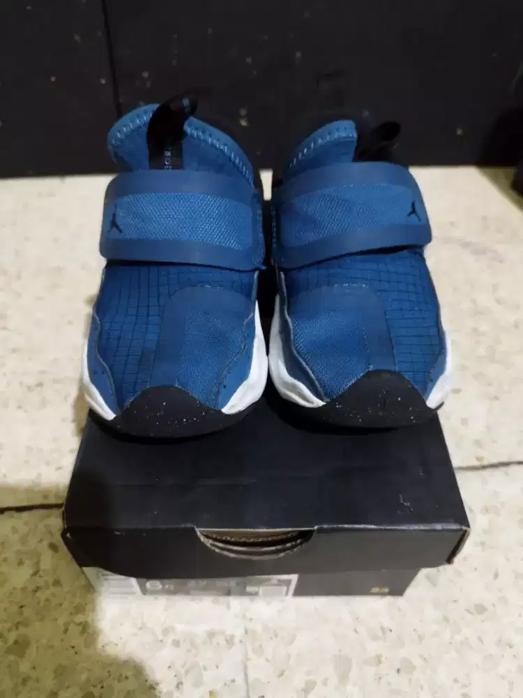 Sepatu anak air jordan ori size 22/12cm