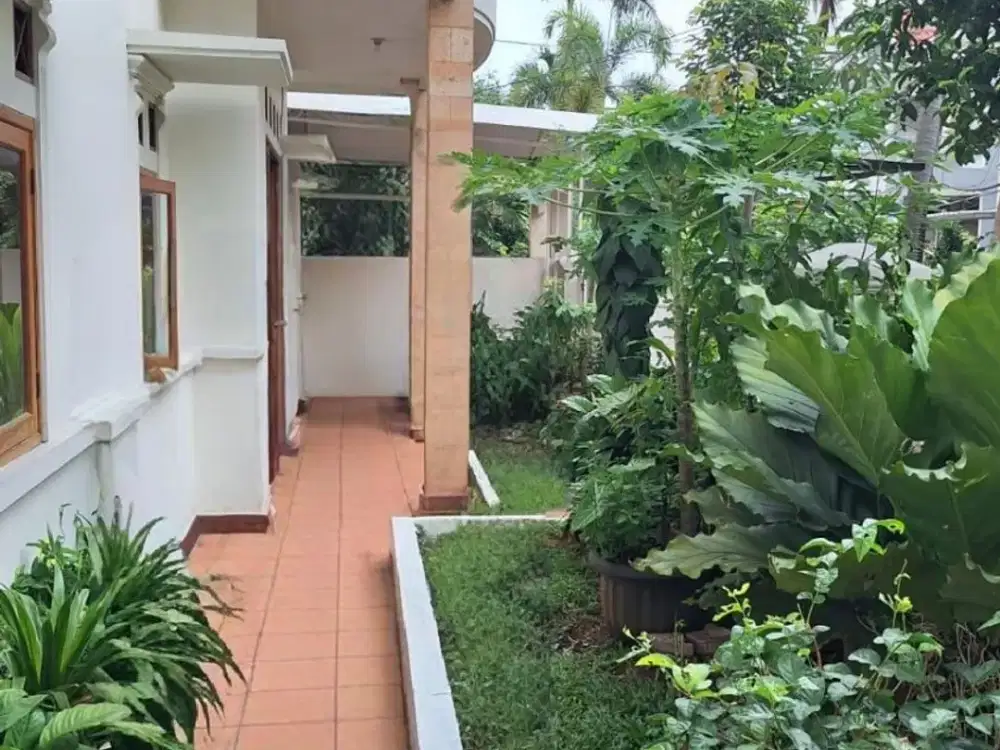 Murah!!! Di jual Rumah Siap Huni di Duren Sawit