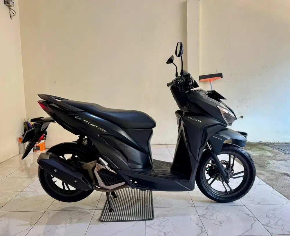 Honda Vario 150 Keyless CBS ISS MULUSSS Surat Lengkap