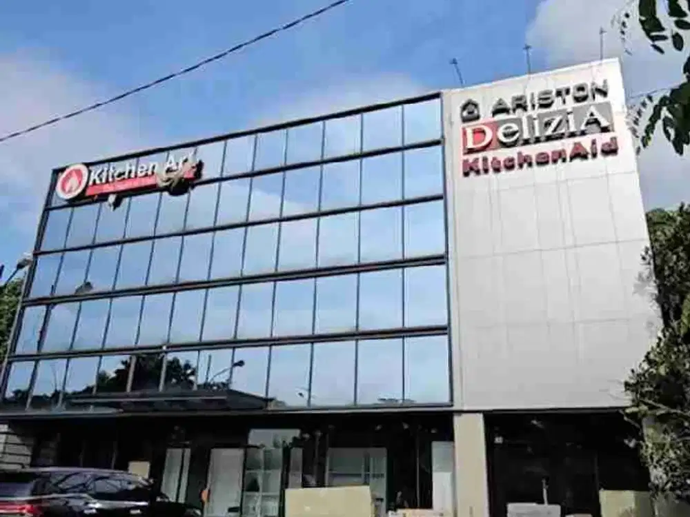 Kantor Pusat Jl Raya Letjen S Parman Jakarta Barat