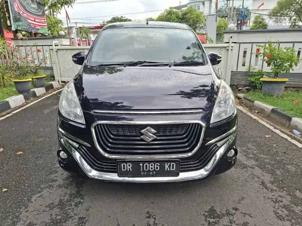 Dijual Suzuki Ertiga drezza manual 2016