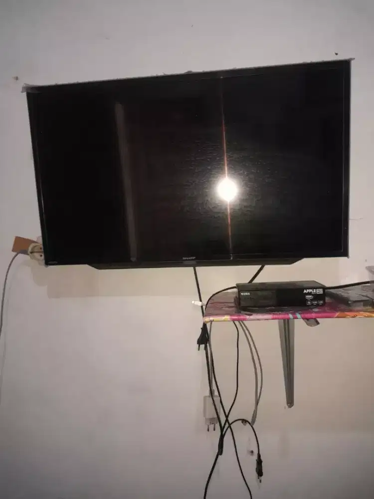 dijual smart tv led, 1 set top box & speaker bluetooth