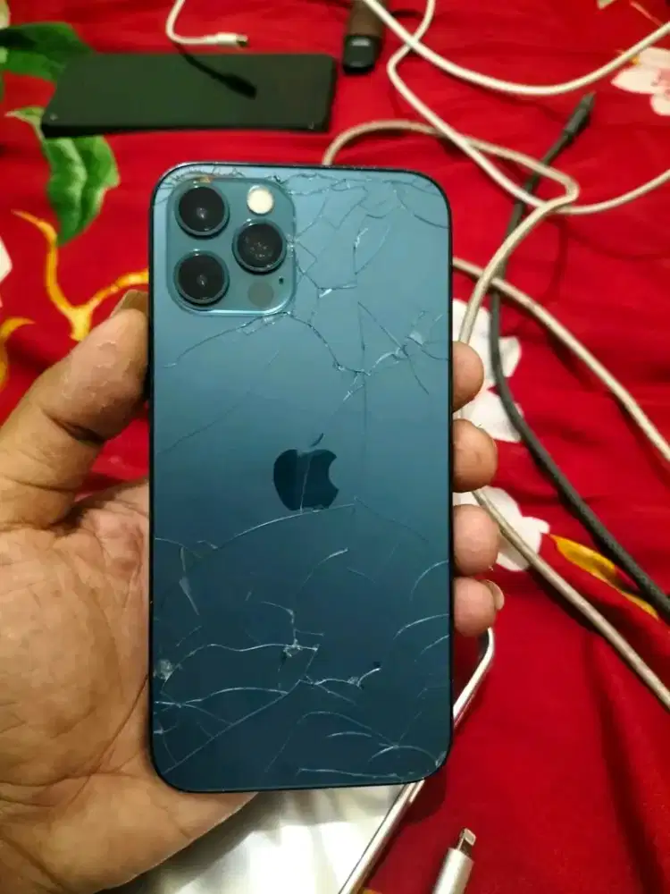 iPhone 12 pro bekas sangat baik