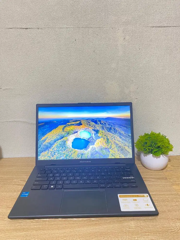READY STOK SECOND HARGA TERJANGKAU !! ( ASUS VIVOBOOK E1404GA )