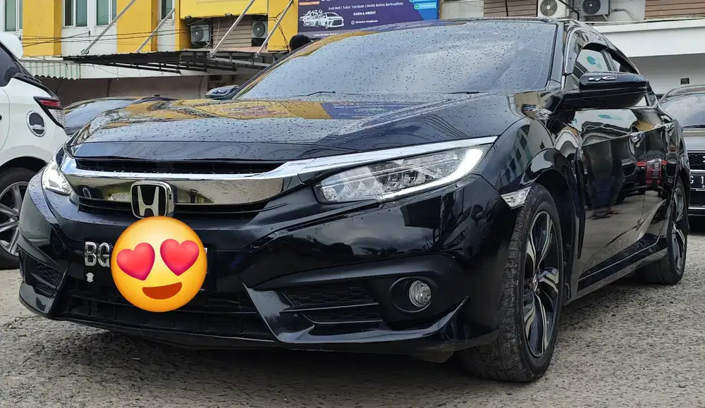 Honda Civic Turbo 1,5 E CVT