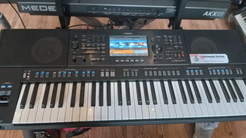 KEYBOARD YAMAHA PSR SX920