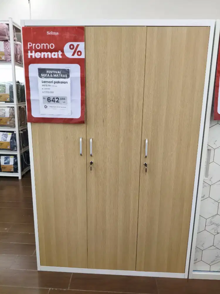 Lemari bahan metal