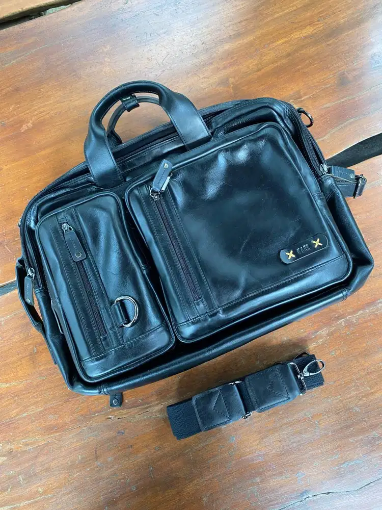 Tas Kulit Premium Messenger Bag by KAEL