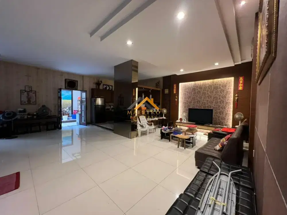 Dijual Rumah 3,5 Tingkat Siap Huni Komplek Cemara Asri Jalan Rajawali