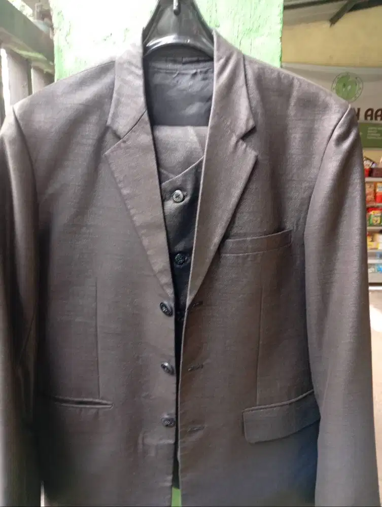 Jas hitam bling² dengan fulldres