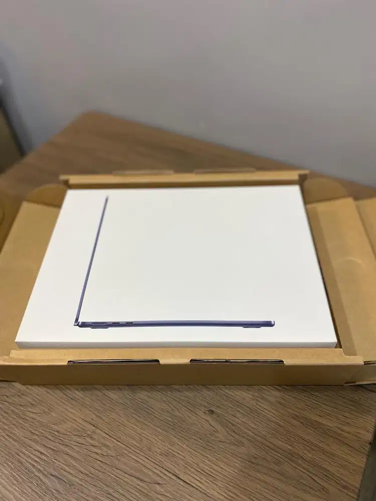 MACBOOK AIR M2 NEW SEGEL IBOX RAM 16GB SSD 256GB