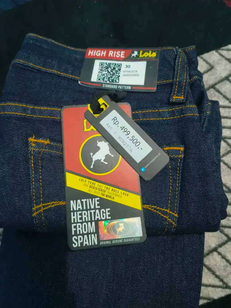 Celana jeans panjang untuk wanita ukuran 30 warna biru dongker