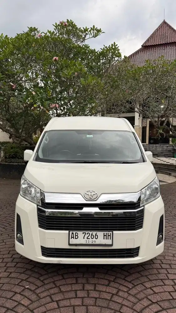 HIACE PREMIO 2019 14seat ISTIMEWA