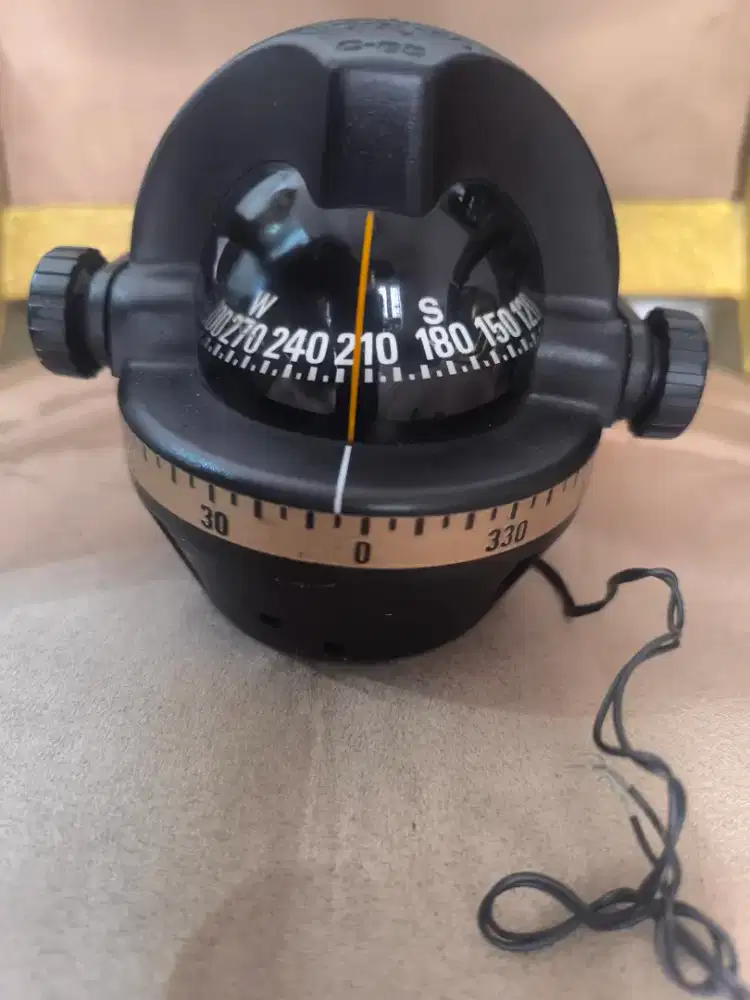 Kompas Suunto C-65/W Navigasi Kelautan