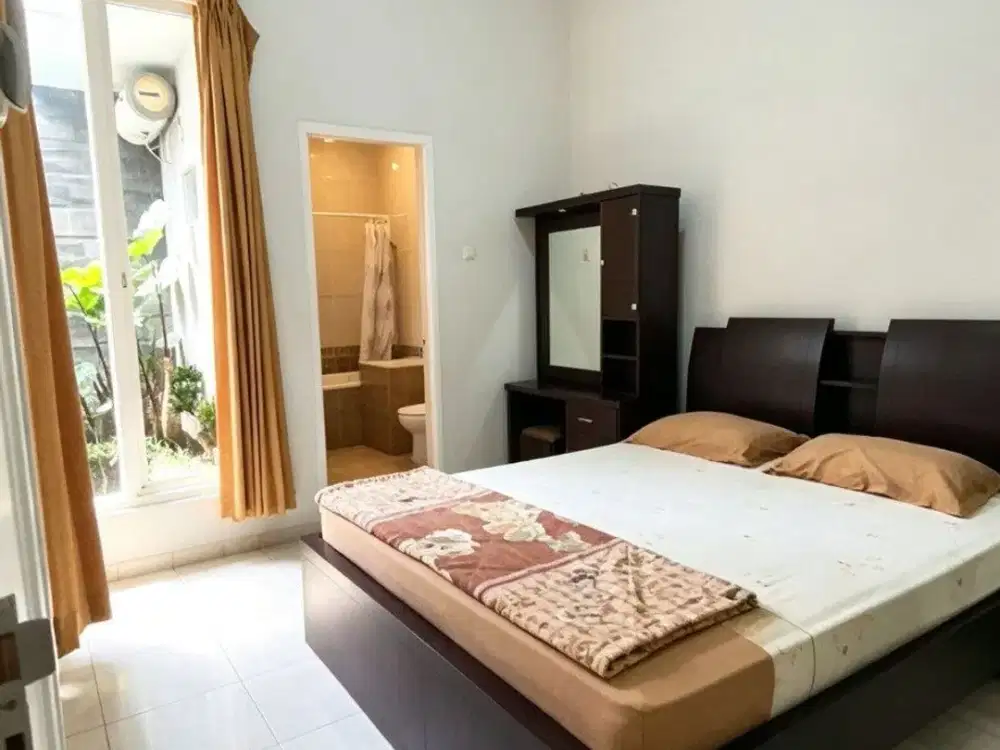 DISEWAKAN RUMAH FURNISH DI ISTANA DIENG MALANG