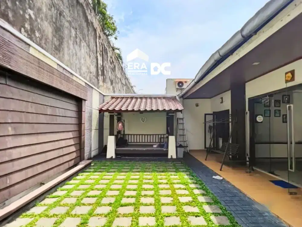 SEWA Rumah Mewah Full Furnished Kawasan Elite di Candi Golf Semarang