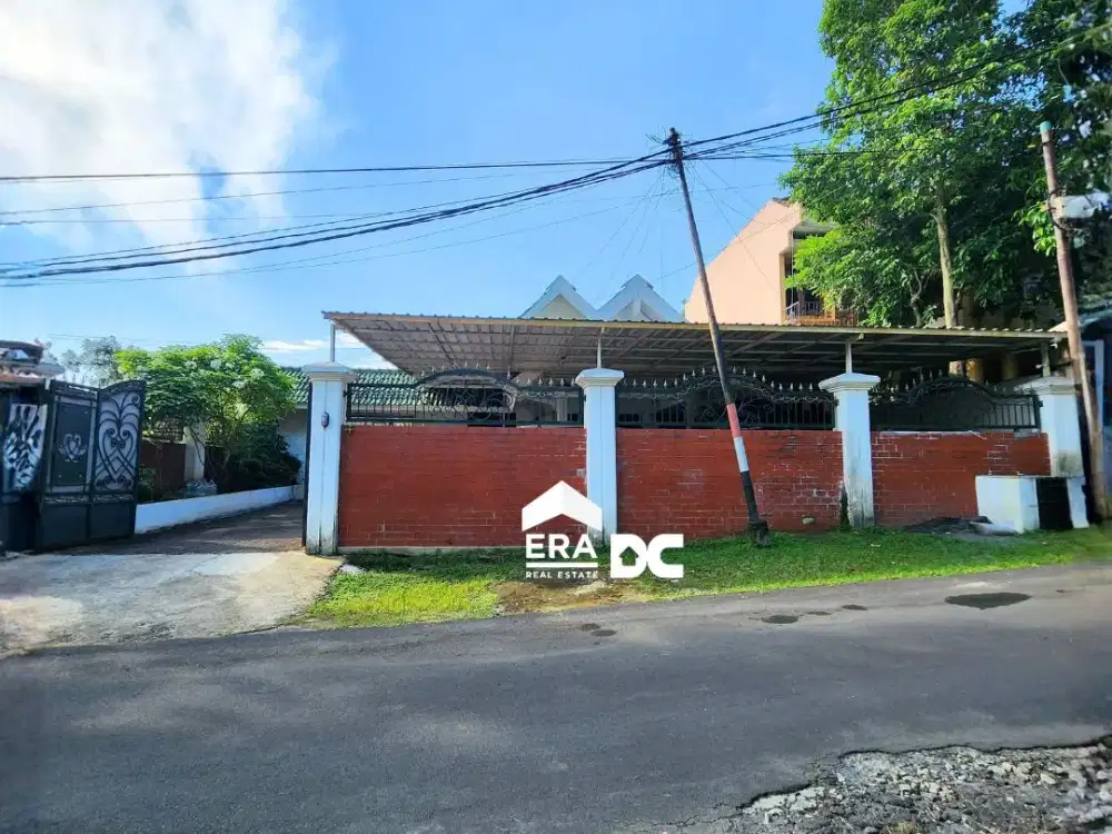 JUAL Rumah Besar 2 Lantai Kawasan Elite Semarang Atas di Papandayan Bonus Genset