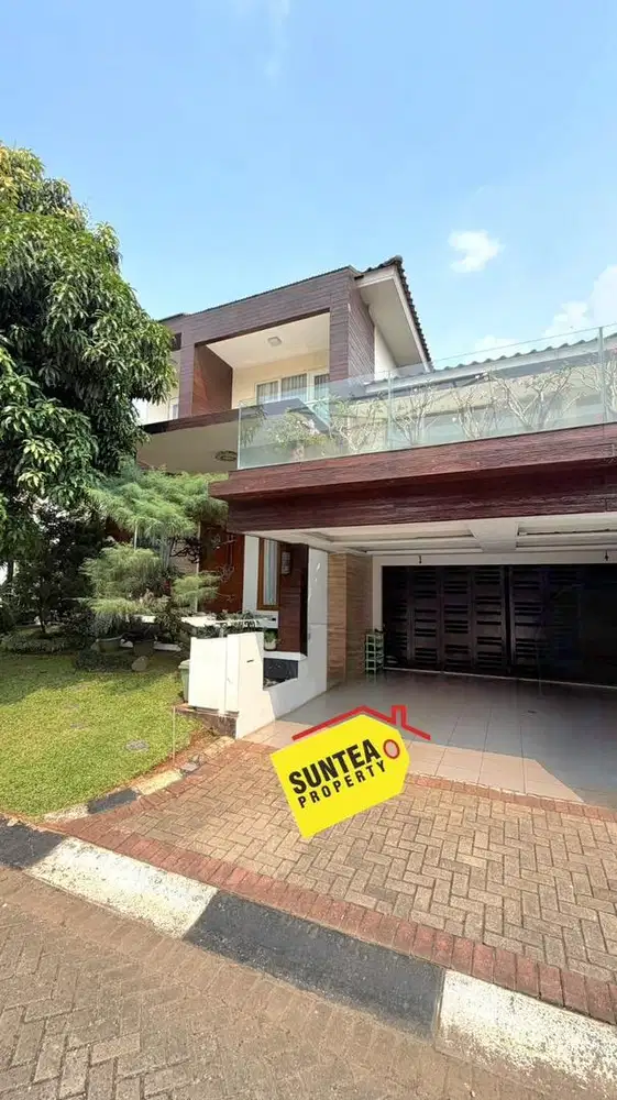 HOT SALE!!!RUMAH MEWAH SIAP HUNI BAGUS LOKASI STRATRGIS AMAN & NYAMAN