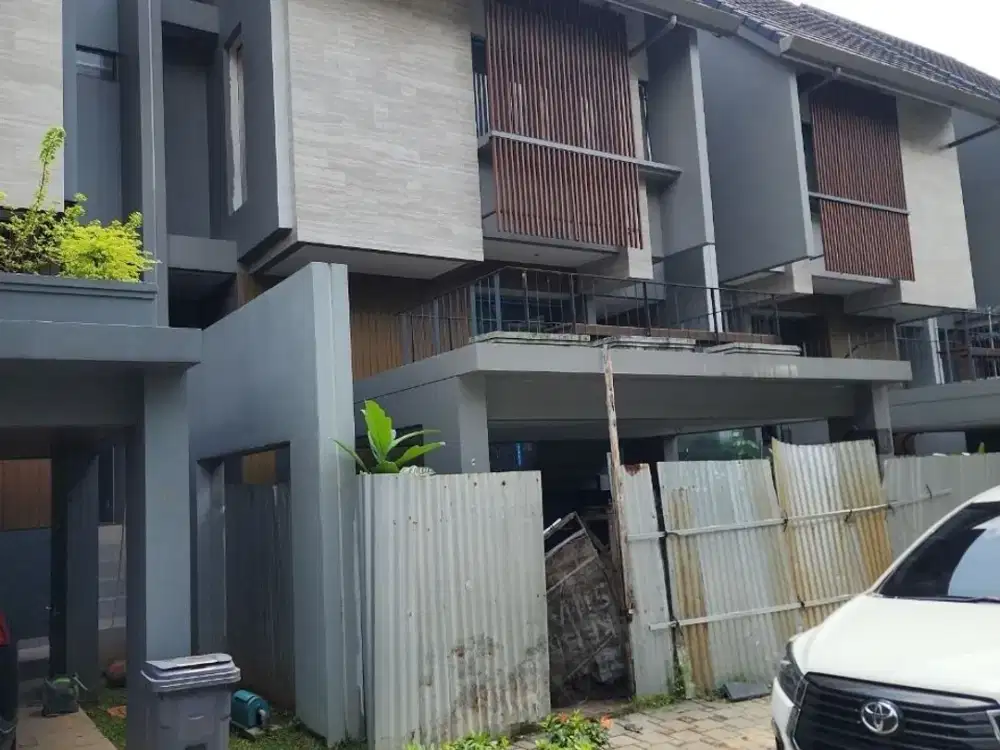 Dijual Murah Rumah 3 Lantai Quantis Signature - BSD