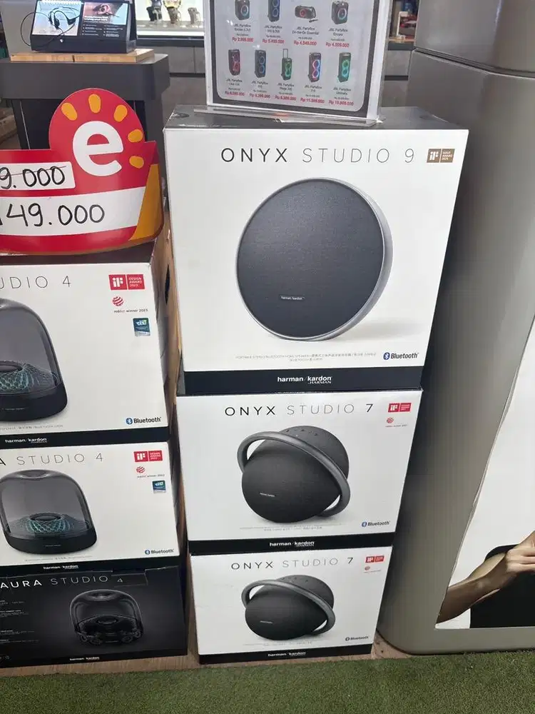 Harman Kardon Onxy Studio 9