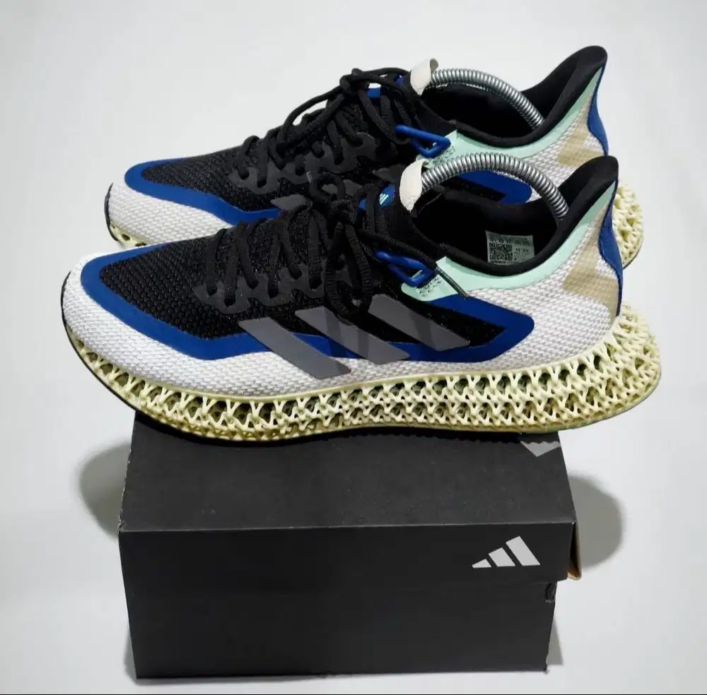 Adidas 4DFWD Original Lucid Blue Black Size 10 / 44 ( insole 28,5 cm )