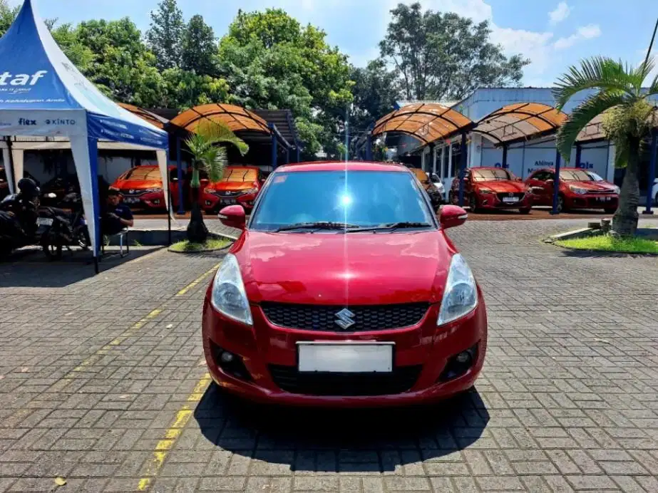 LOW DP Suzuki Swift 1.4 GL Bensin-AT 2014 1VA