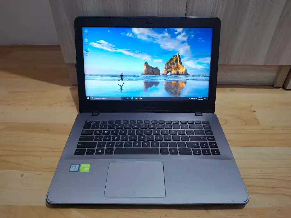 Asus A442UF Core i7 8550U 8GB/128+1TB Nvidia MX130 2GB Normal Murah