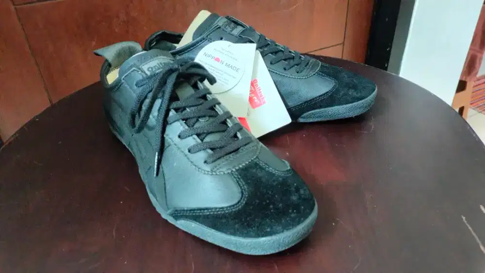 Onisutka Tiger Mexico 66 Deluxe Black Leather, Japan