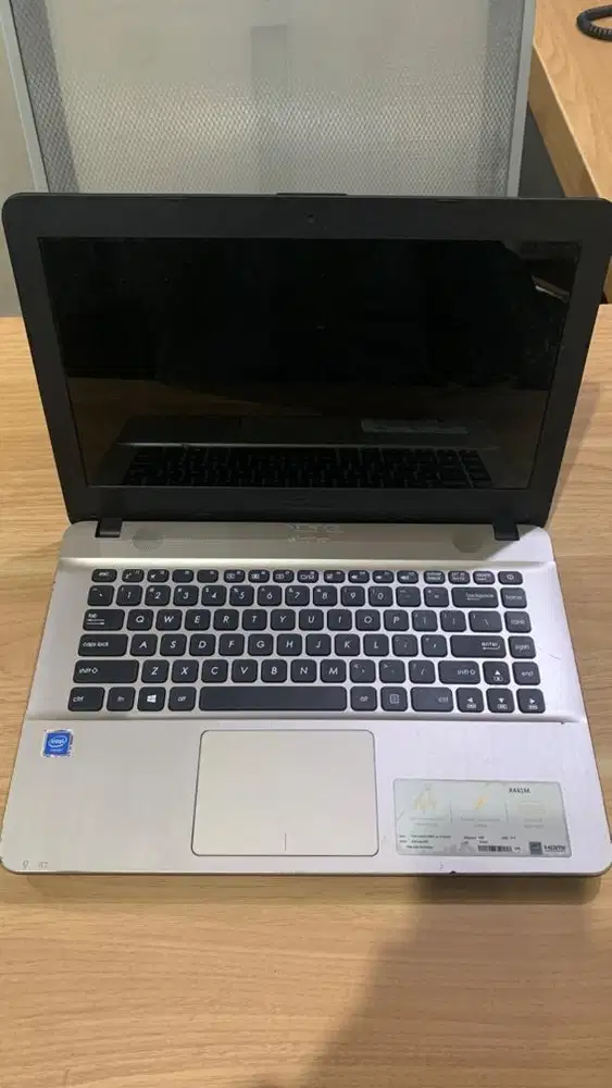 Dijual laptop pribadi merk asus X441M