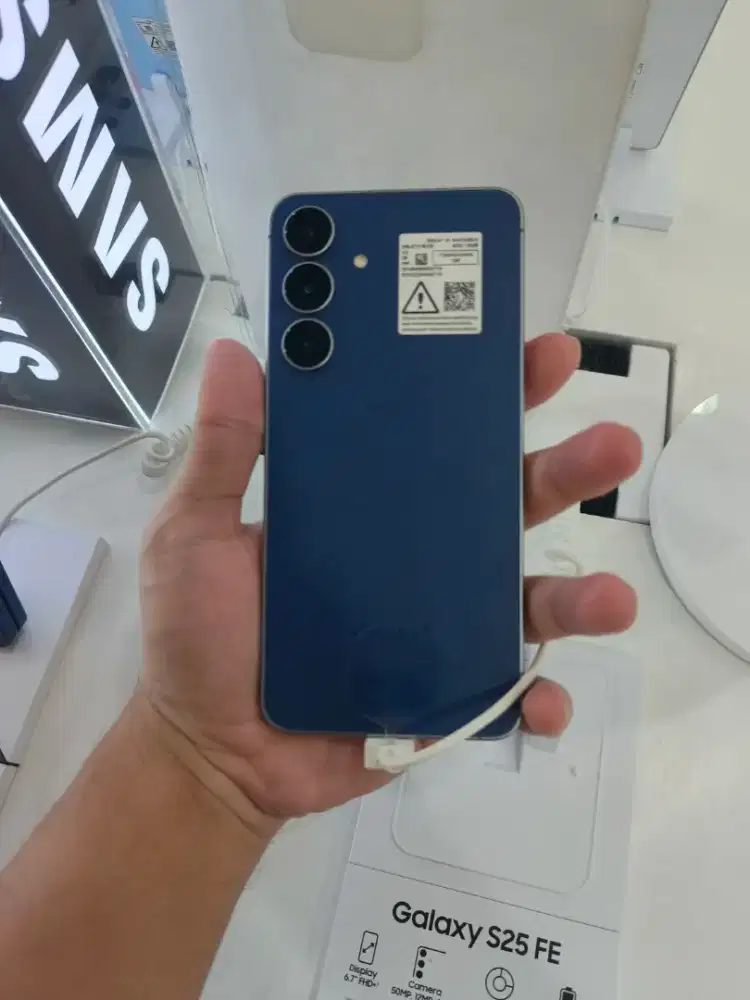 SAMSUNG GALAXY S25 FE