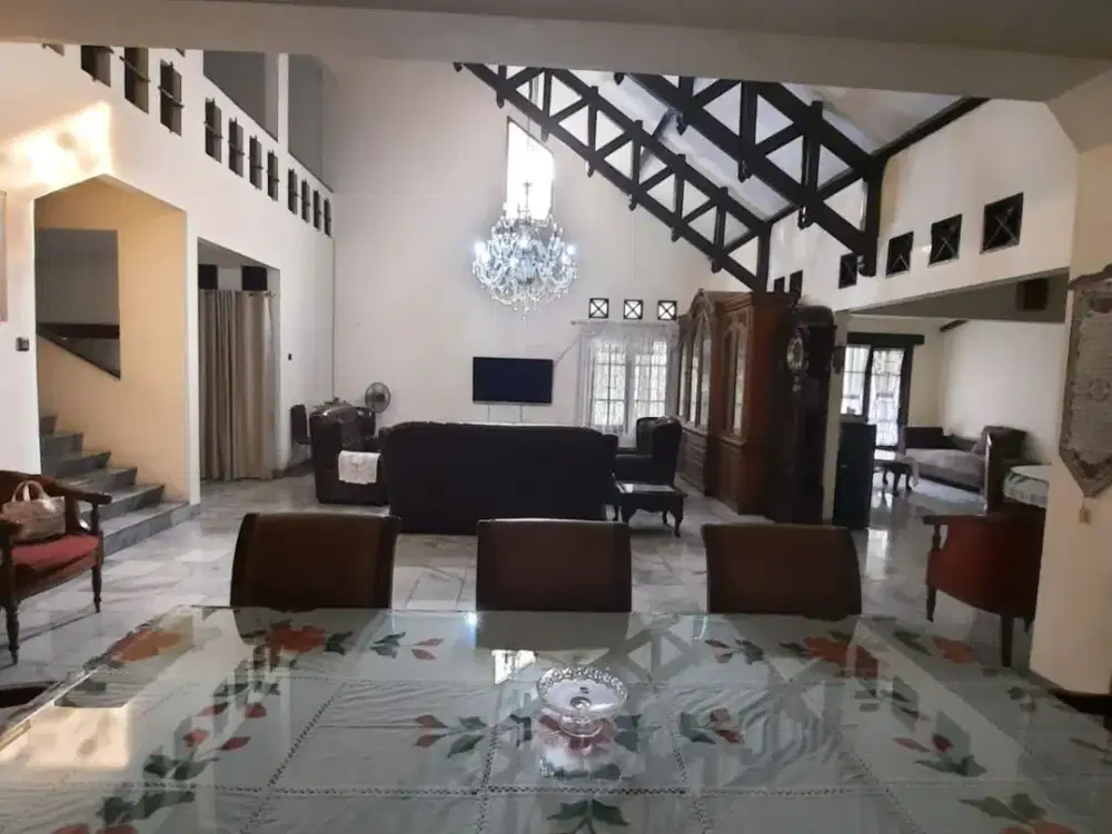 Dijual Rumah dengan Lokasi Strategis dan Tenang di Jatibening Jakarta Timur