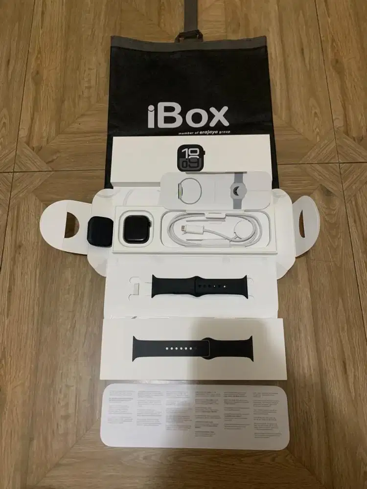 Apple watch Series 10 42mm IBOX Resmi BH 100% Garansi on september