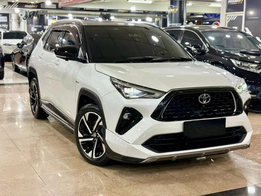 Yaris cross GR hybrid TSS twotinw 2024/2023