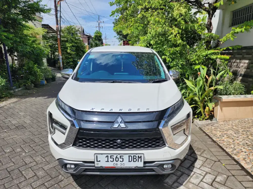 New Xpander Ultimate 2025 Matic Putih