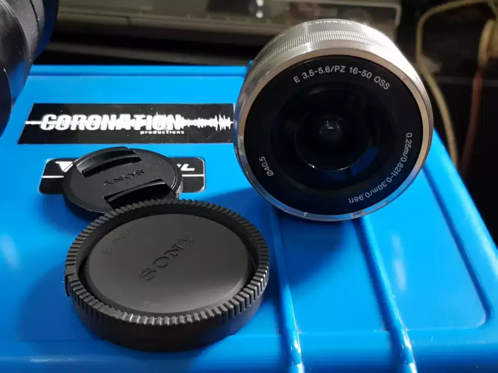 Lensa Kit Sony 16-50 OSS bawaan a6000