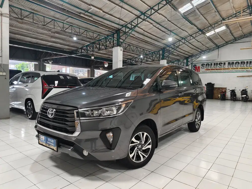 Toyota Kijang INNOVA G 2.4 DIESEL AT 2022 Gray