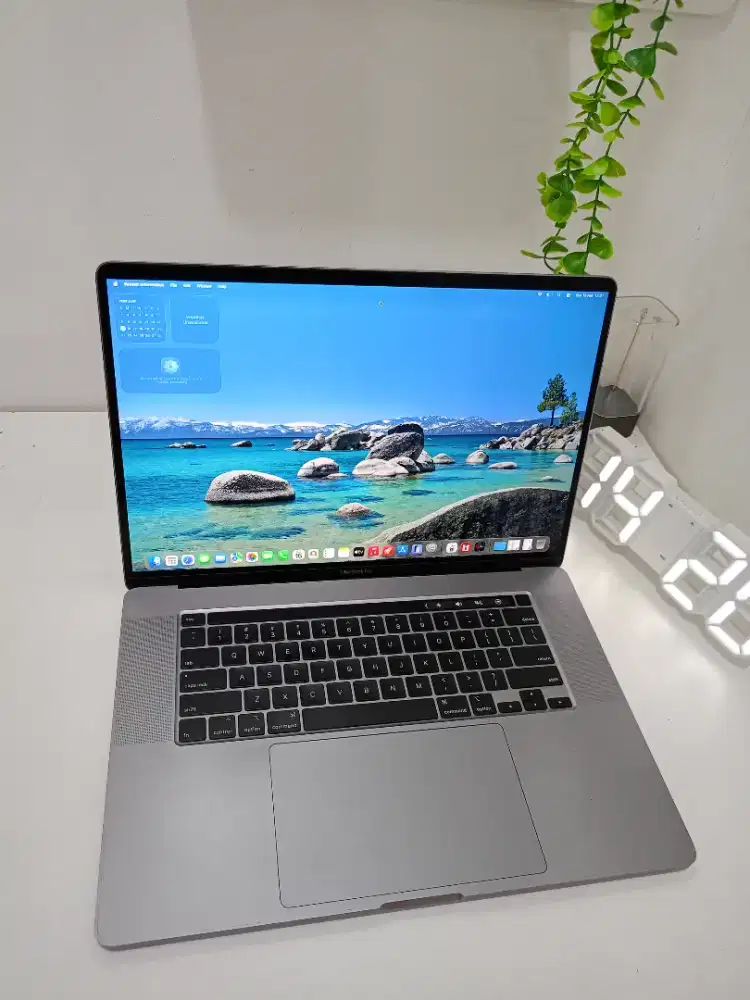 MACBOOK PRO TOUCHBAR 2019 I7 16 INCH 16/512 MURAH