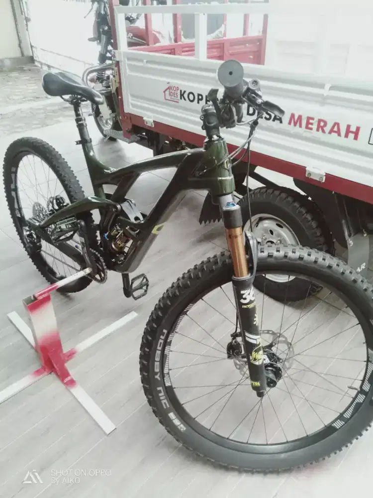 Polygon Collosus N9 Fullsus