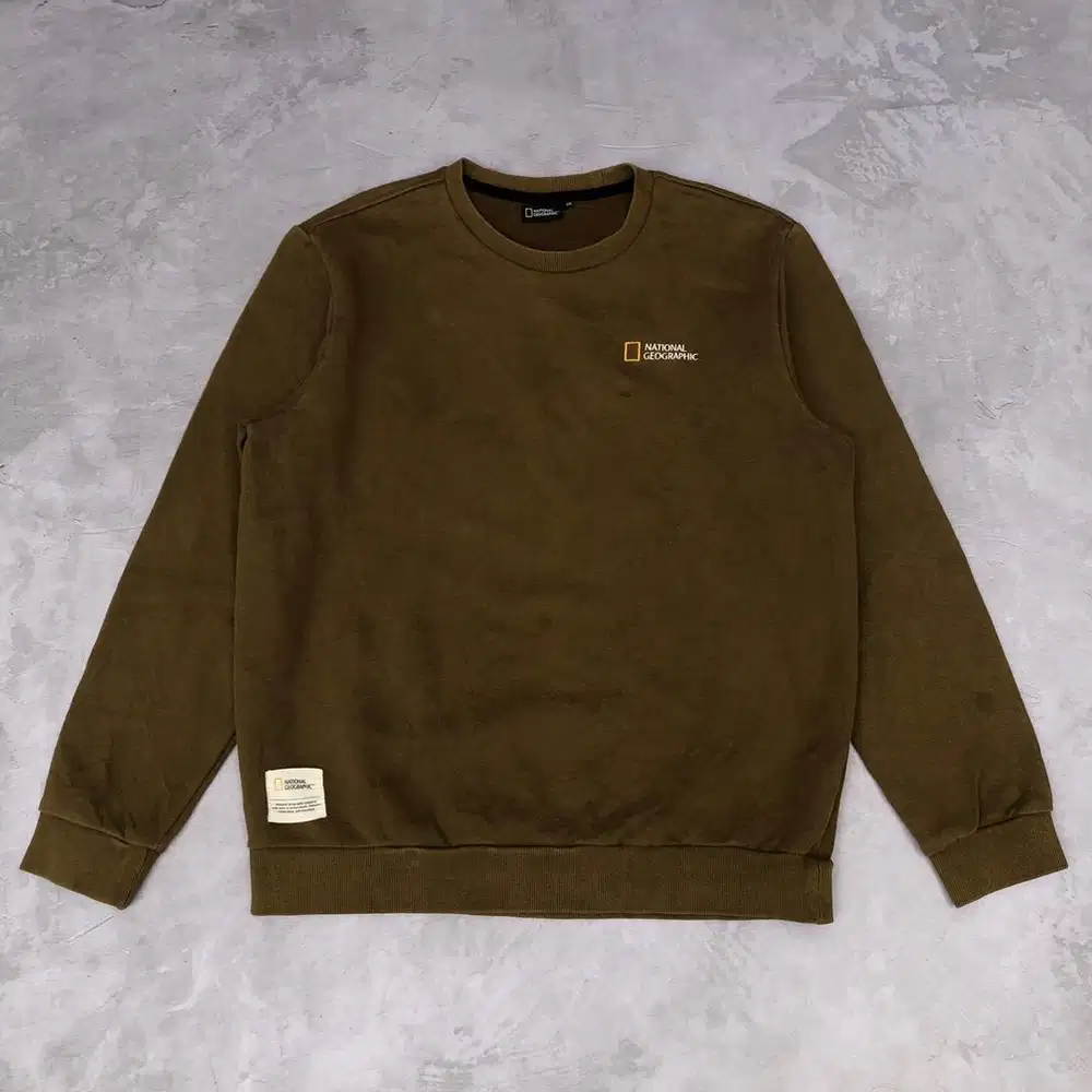 CREWNECK NATIONAL GEOGRAPHIC