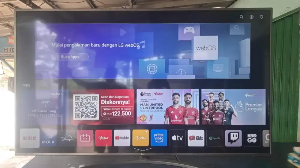 LG 82 UHD TV murah