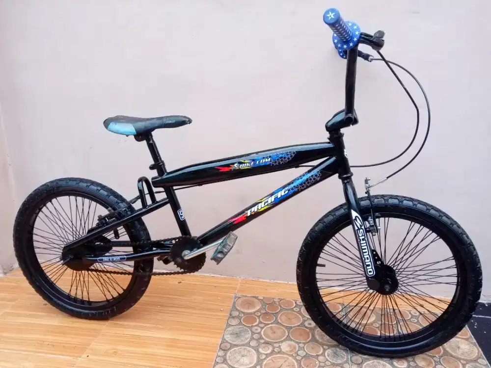 Sepeda BMX Ukuran 20.