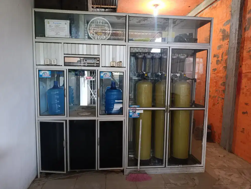 Depot air isi ulang biasa