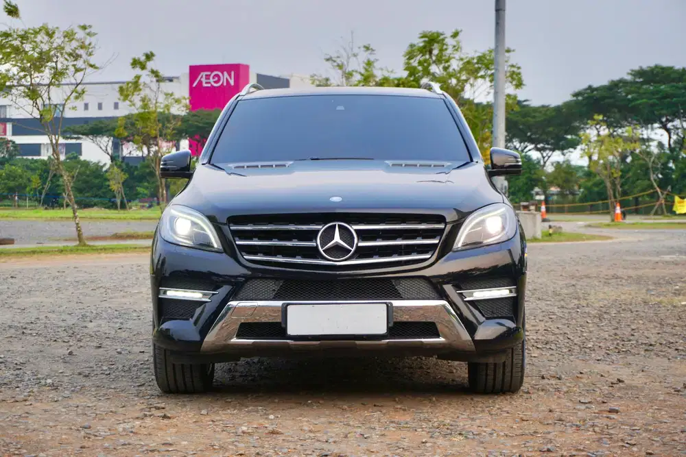 Mercedes-Benz ML400
AMG W166 2015