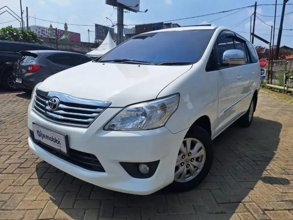 DP RENDAH Toyota Kijang Innova 2.5 G Solar-AT 2013 BRX