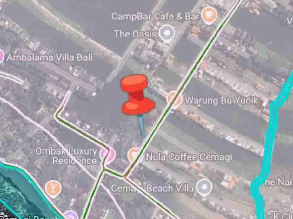 Tanah Cemagi jalan utama dekat pangai zona pariwisata